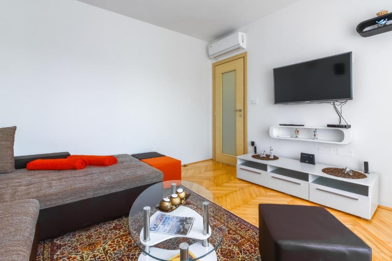 Saten Suite Apartment Near The Beach Пореч Экстерьер фото